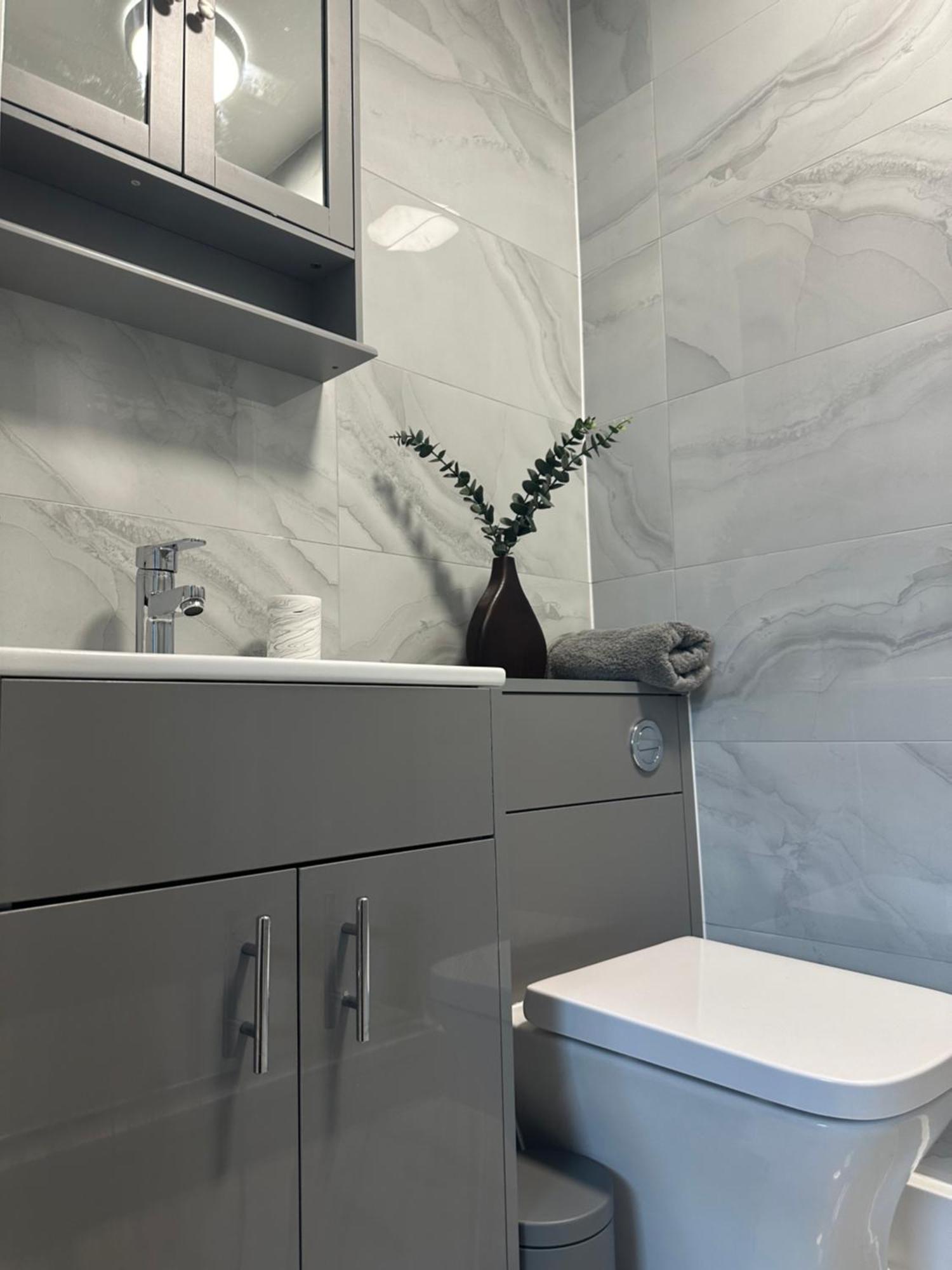 New Apartment 3 Brentford Luaran gambar